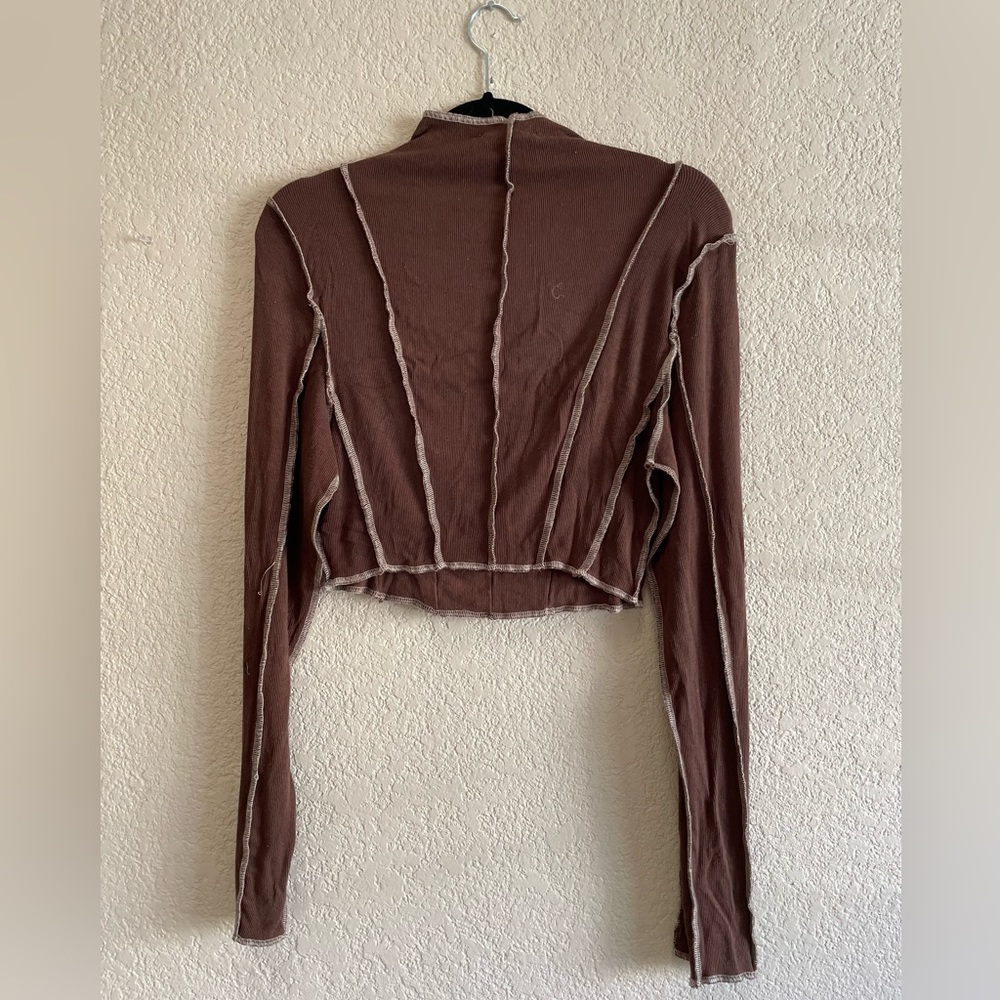 Brown long sleeve crop top